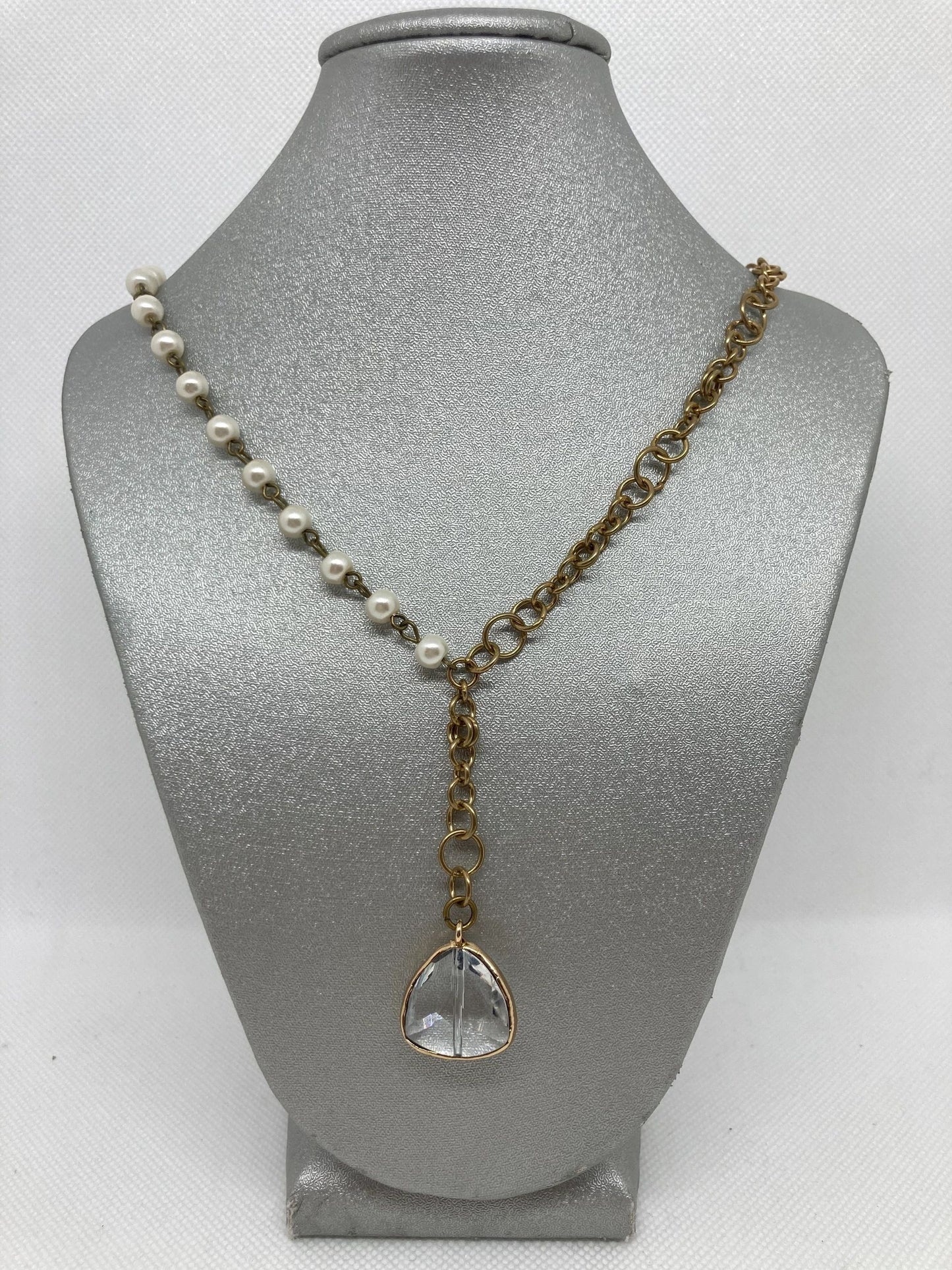 Pearl and Chain Crystal Necklace