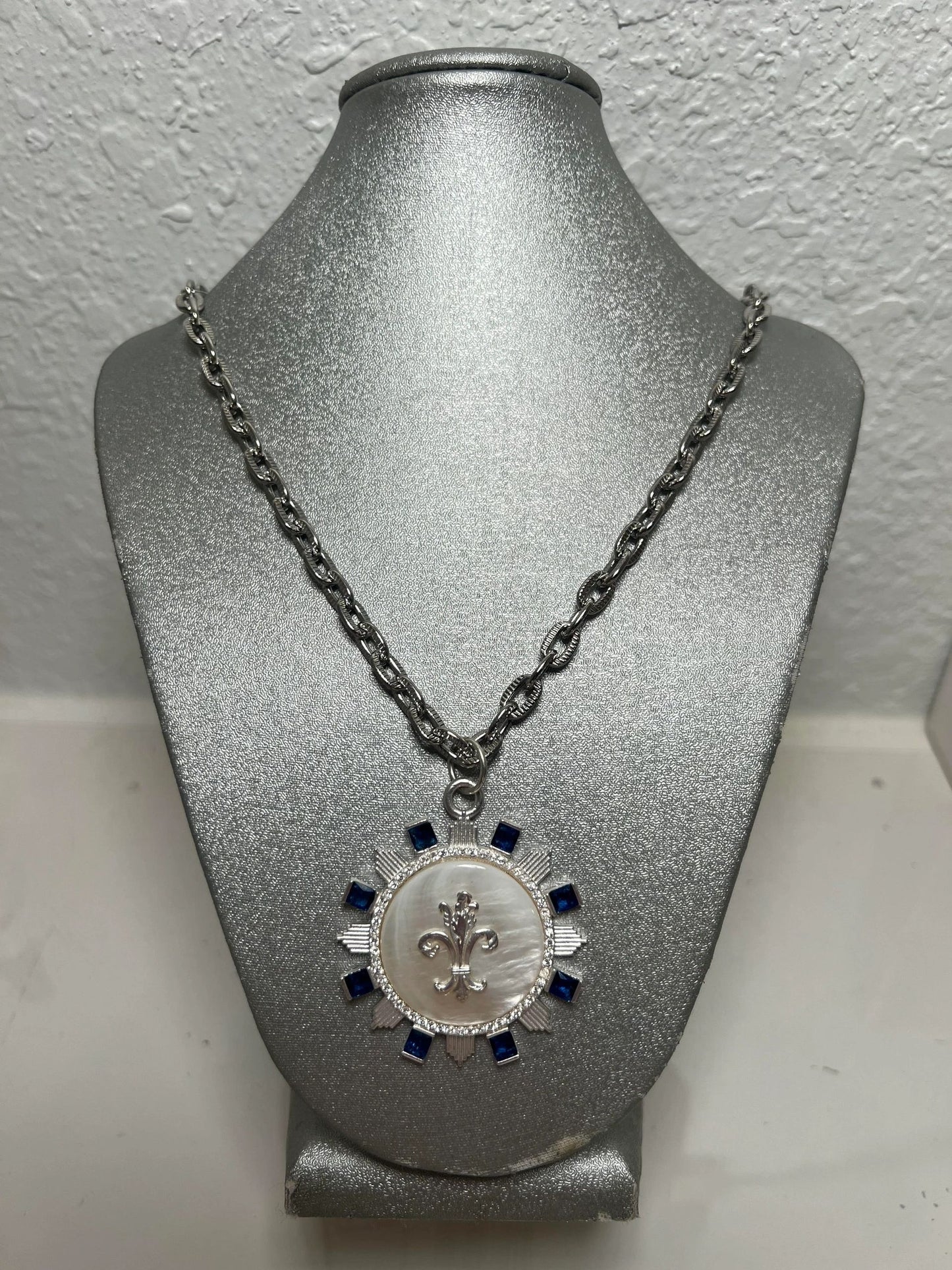 Mother of Pearl Fleur de Lis Necklace