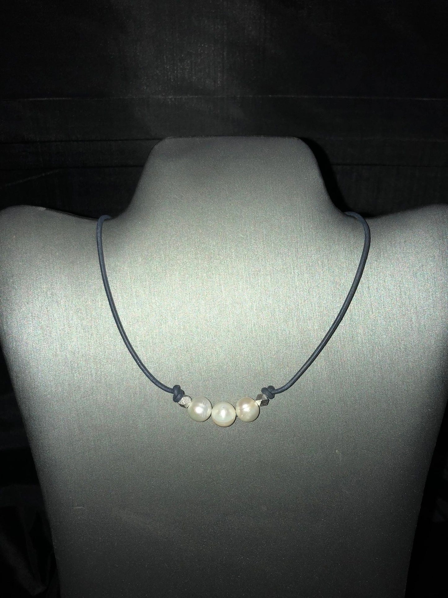 Triple Pearl choker with silver spacers