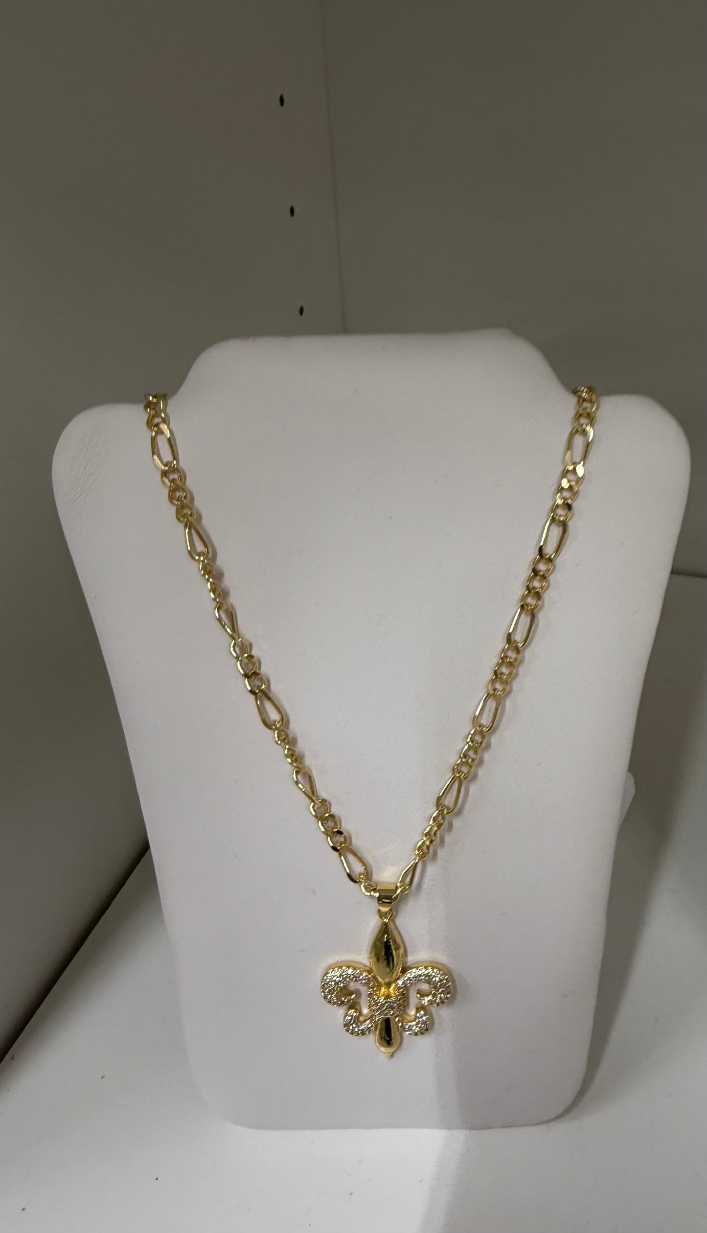 Gold Fleur de Lis Necklace Pendant