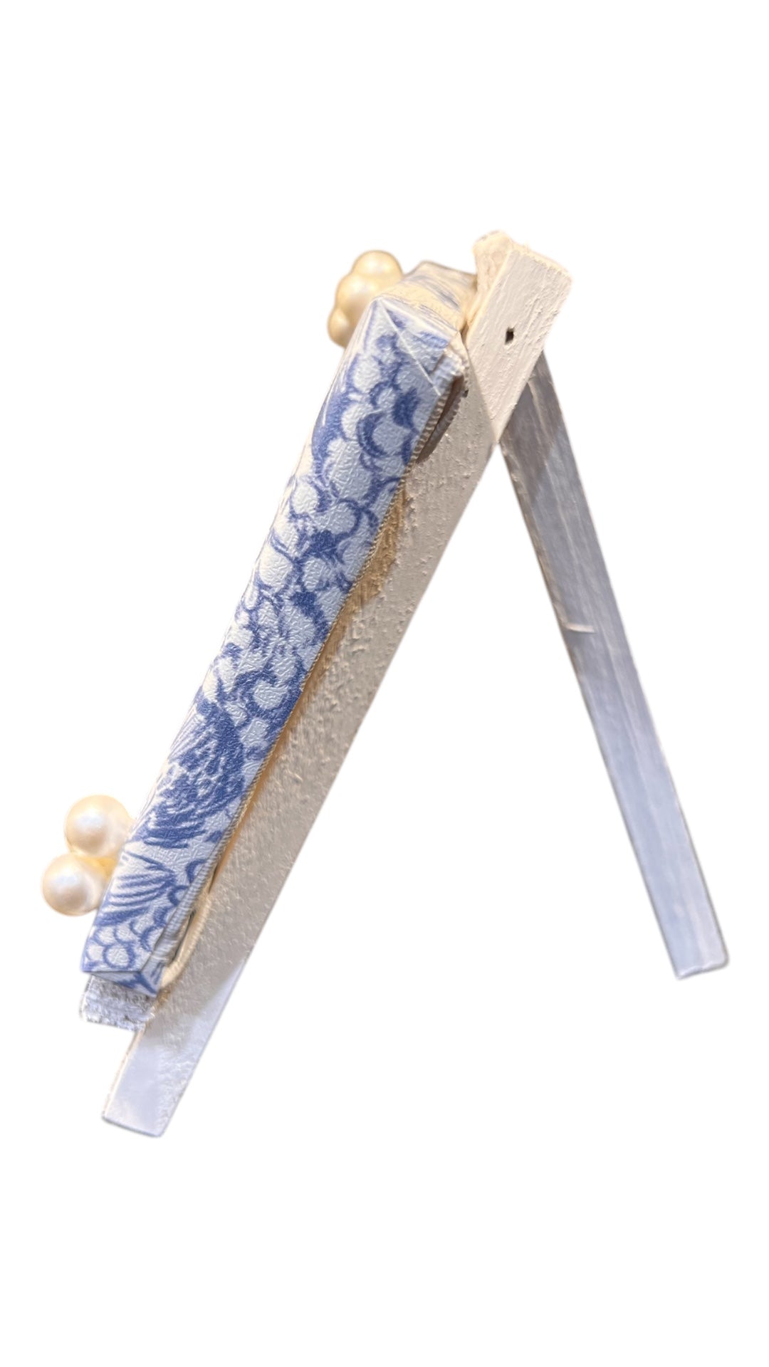 Blue Chinoi Pearl Picture