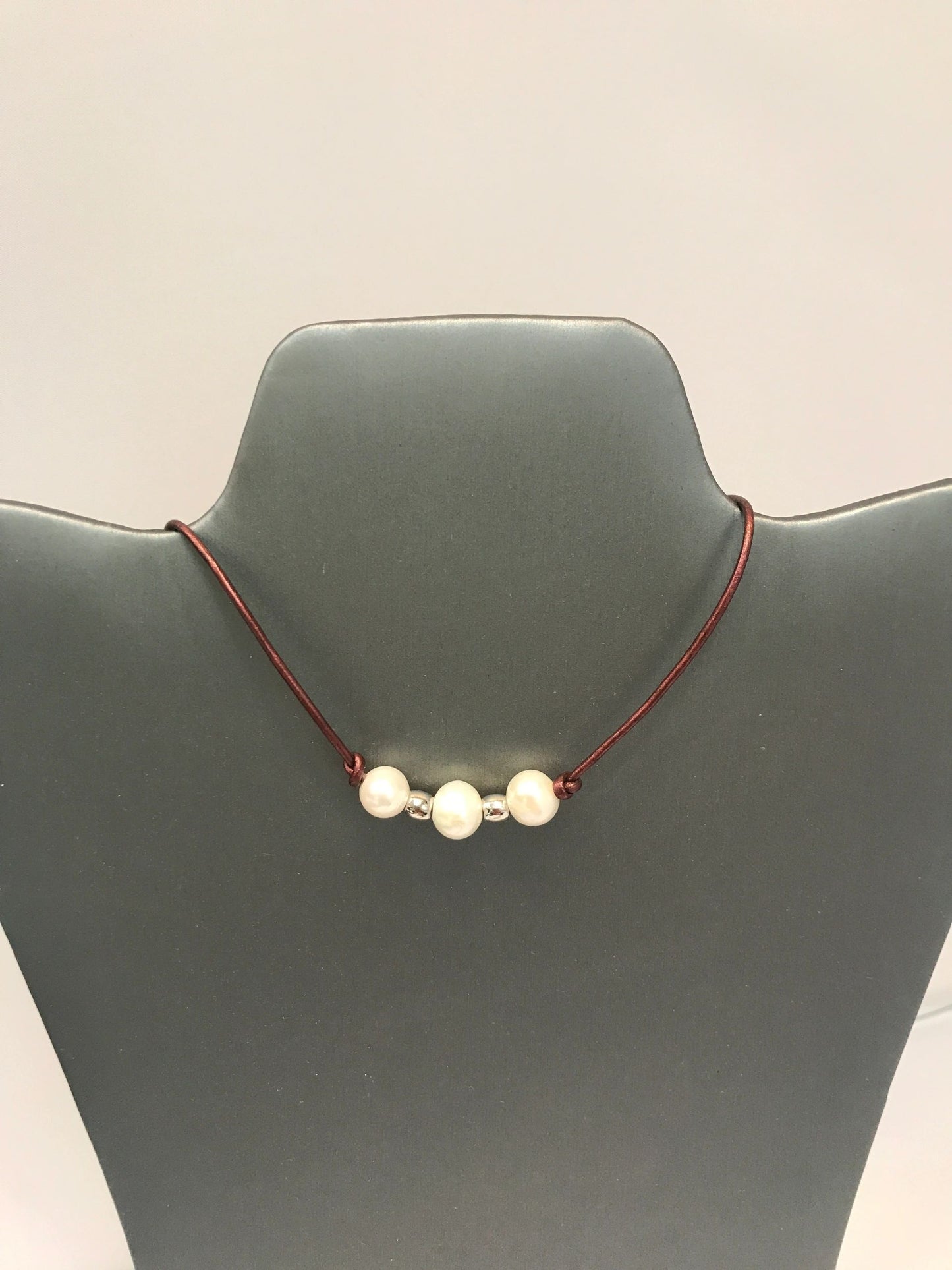 Triple Pearl choker with silver spacers