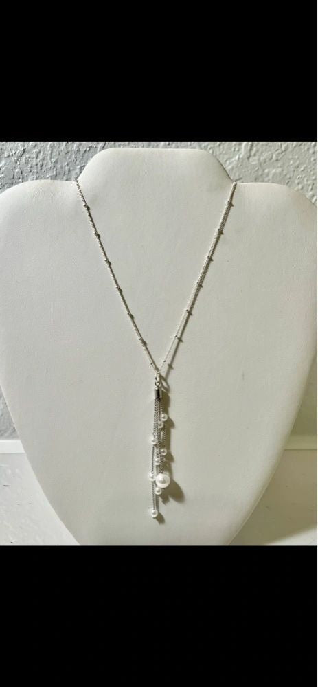 Silver Dangly Pearl Necklace