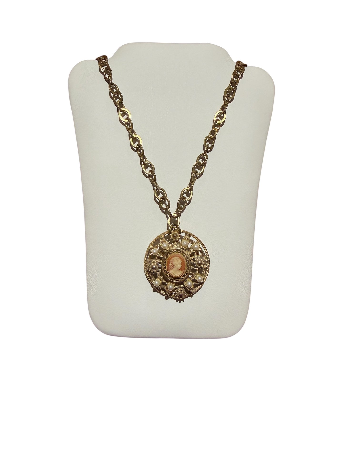 Vintage Cameo Brooch Necklace