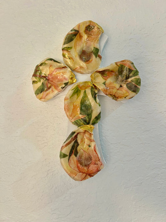 Magnolia Oyster Cross