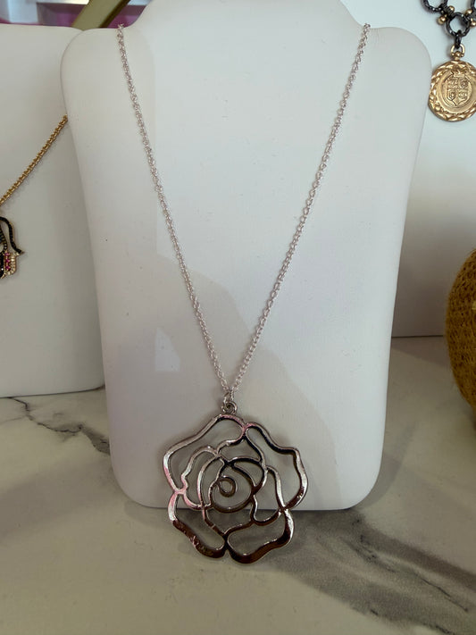 Silver flower necklace